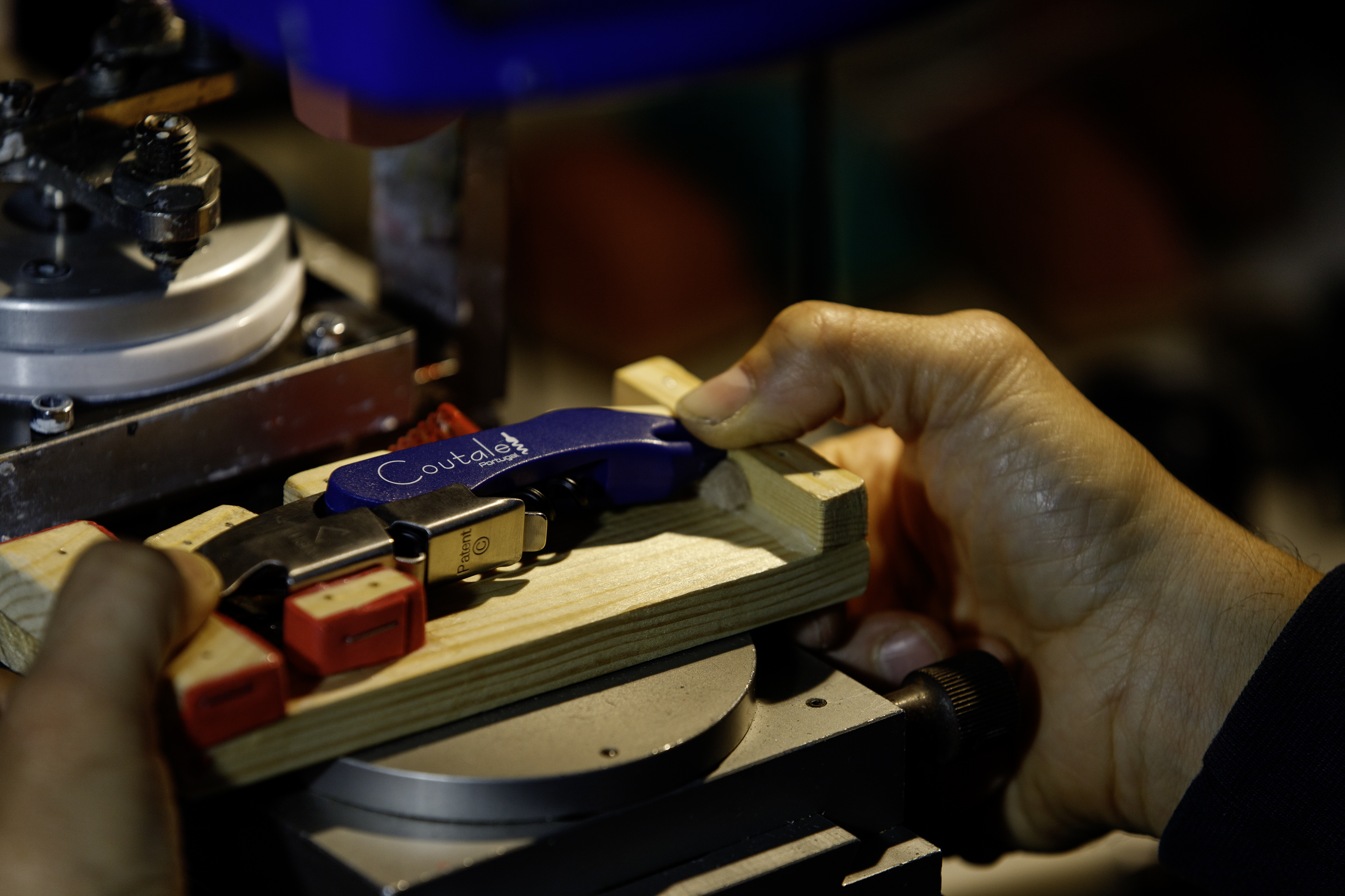 Gravação manual a laser